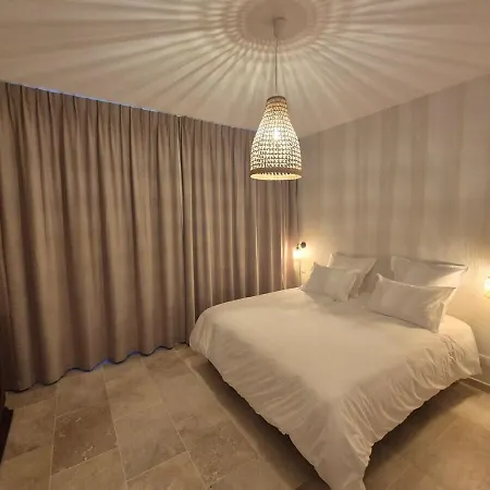 Chateau De La Follie - Le Halloy *