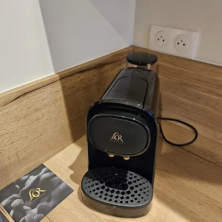 Chateau De La Follie - Le Halloy Pierrefonds