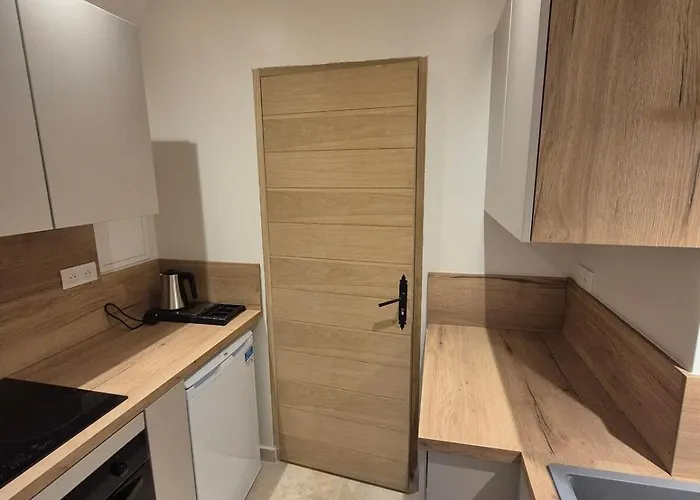 Chateau De La Follie - Le Halloy